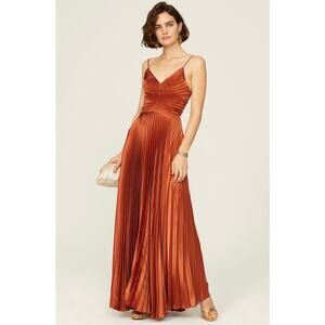 DELFI Collective
Aria Gown